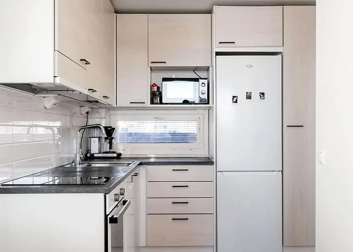 Daire Kaksio Meren Laeheisyydessae